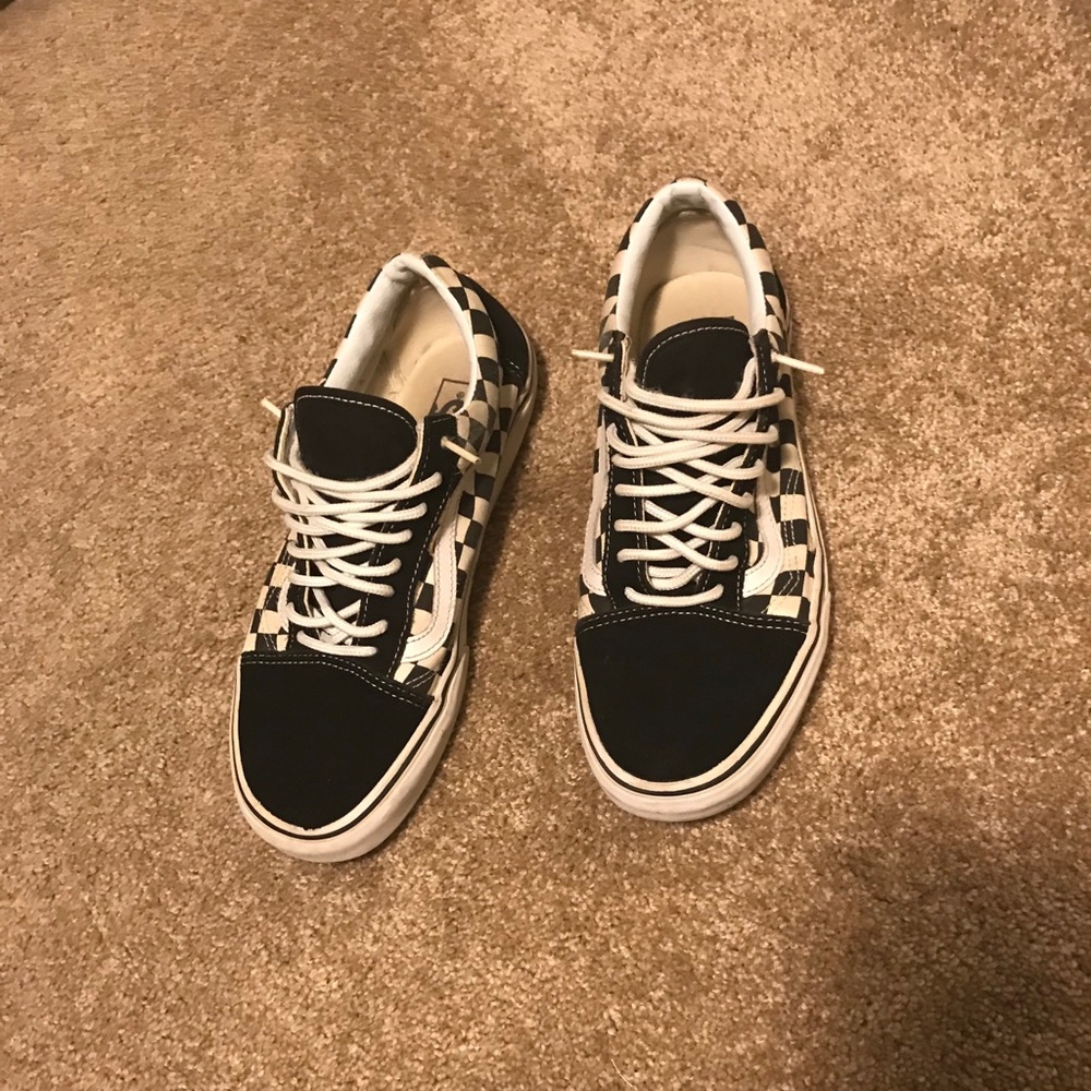 Checkered lace lace up vans